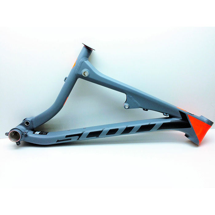 SCO Front triangle Genius 940 17